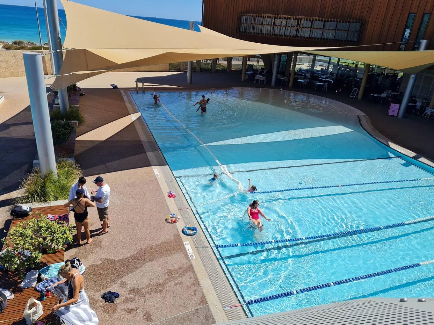 Acacia Holiday Or Business Stay - Quiet Location Perth Eksteriør billede